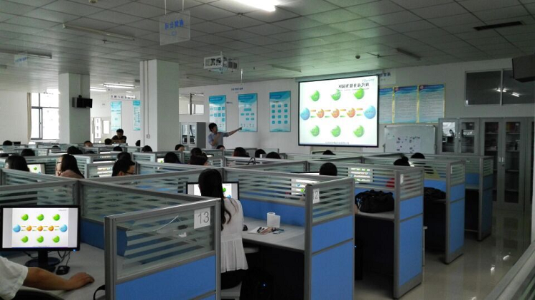 電子商務(wù)實(shí)驗(yàn)室 軟件與信息技術(shù)服務(wù)的創(chuàng)新驅(qū)動(dòng)與應(yīng)用實(shí)踐